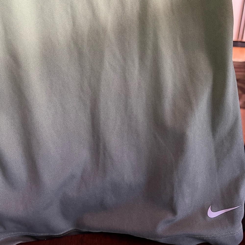 Like new Nike tank
